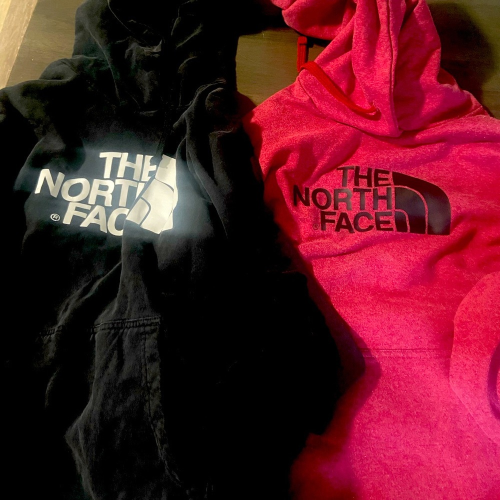 2 XXL TNF Sweat Shirts (Red/Black) & (Black/White)